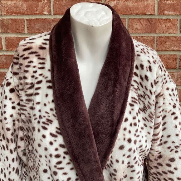 Natori Cheetah Print/Brown Faux Fur Trim Long Robe - Picture 3 of 9